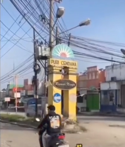 Screenshot_20251122_094057